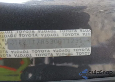 2003 Toyota 4Runner Limited V8 from USA, damaged, VIN JTEZT17R530011231